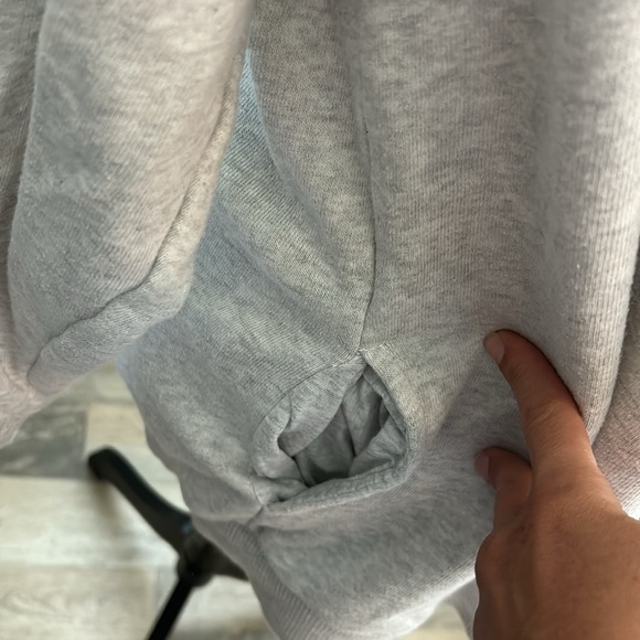 Aerie Alaska grey oversized crew neck sweatshirt - Picture 8 of 8